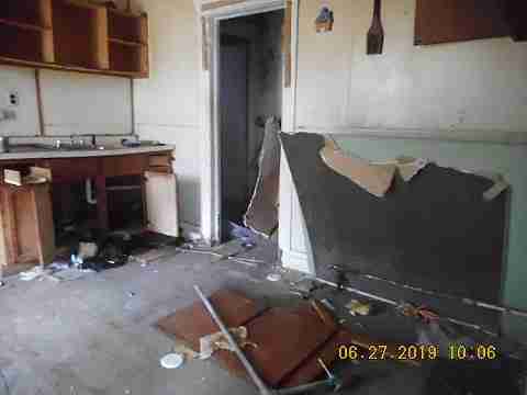 4693 32nd (24)_m.jpg